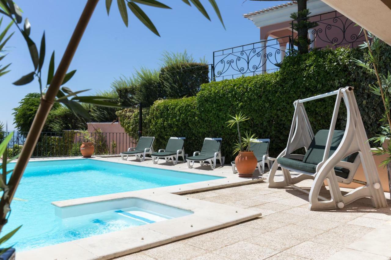 Apartamento Com Piscina Cruz Quebrada Exteriör bild